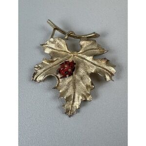 Vintage Sarah Coventry Bit O' Fantasy 1966 Lady Bug on Golden Leaf #6585 Brooch